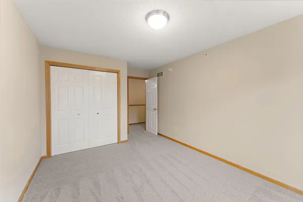 $1,875 | 14975 Pinto Lane, Savage, MN 55378