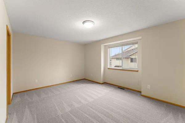 $1,875 | 14975 Pinto Lane, Savage, MN 55378