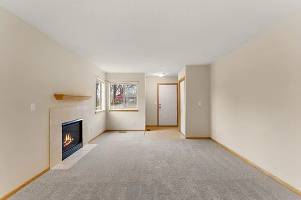 $1,875 | 14975 Pinto Lane, Savage, MN 55378