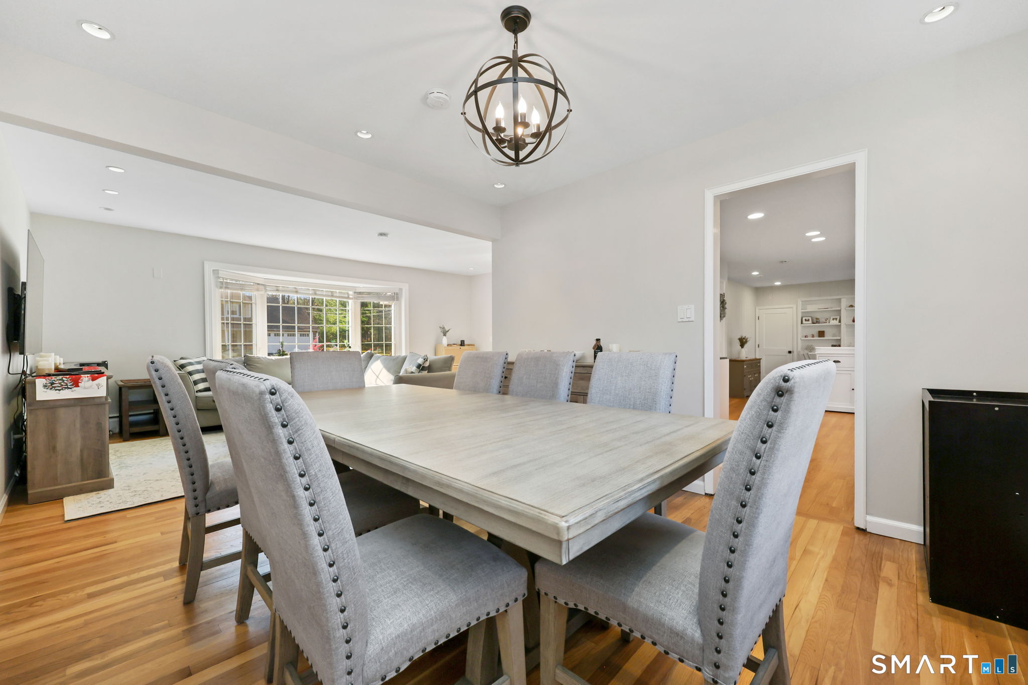 33 Purdy Road East Norwalk, CT 06850 - Photo 7 of 39 a view of a dining room with furniture