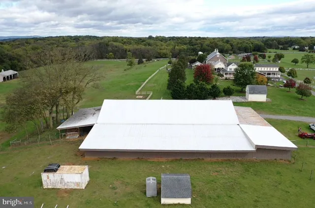 $2,900,000 | 590 Carlyle Road, Martinsburg, WV 25404