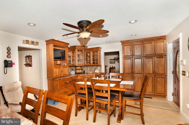 $2,900,000 | 590 Carlyle Road, Martinsburg, WV 25404