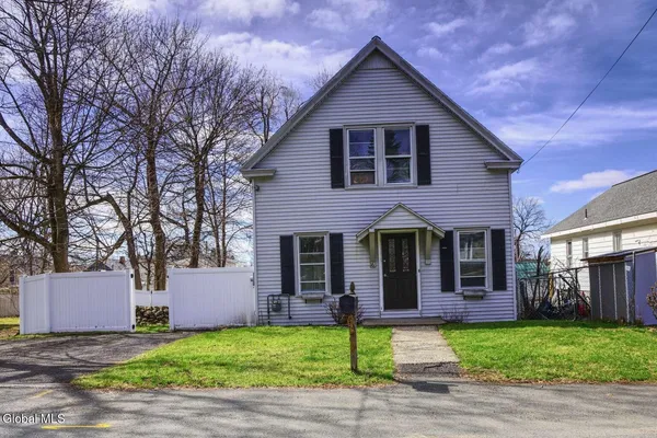 $289,000 | 16 Kemp Avenue, Brunswick, NY 12180