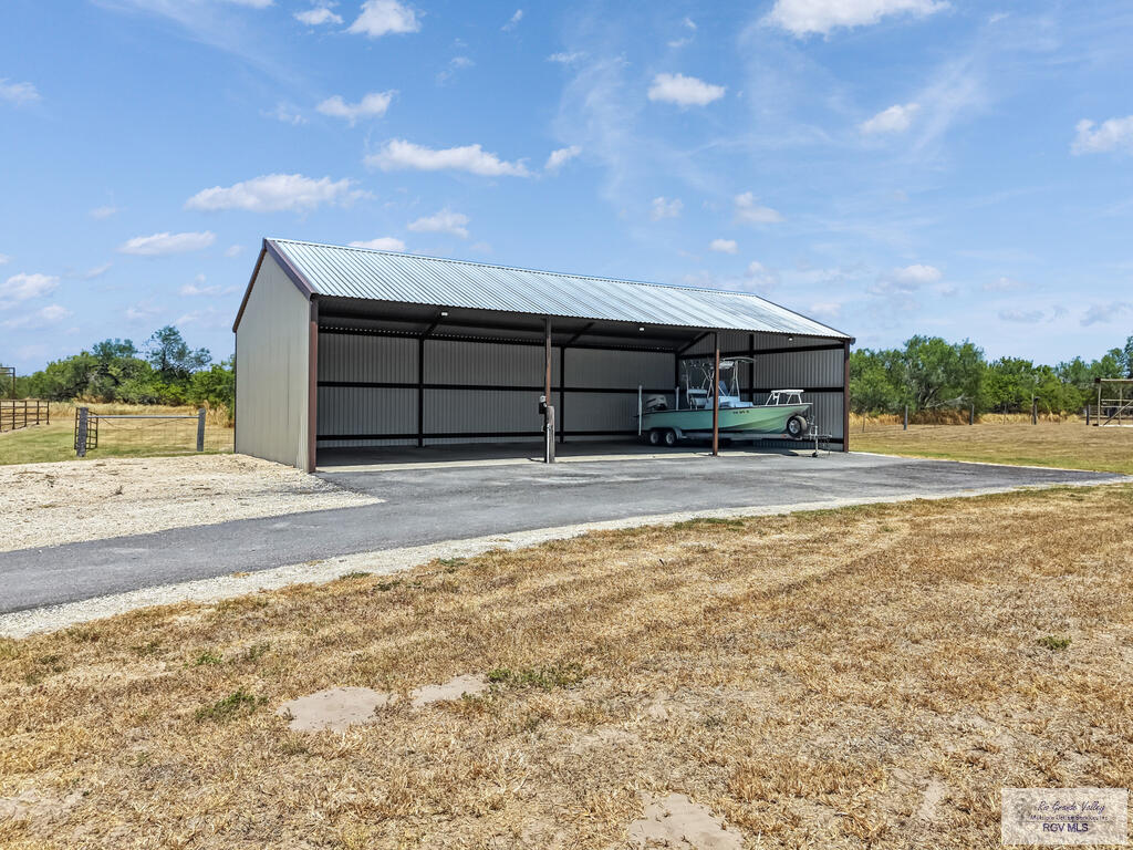 10960 Fitch Road North Raymondville, TX 78580 - Photo 36 of 47 Gallery Image 36