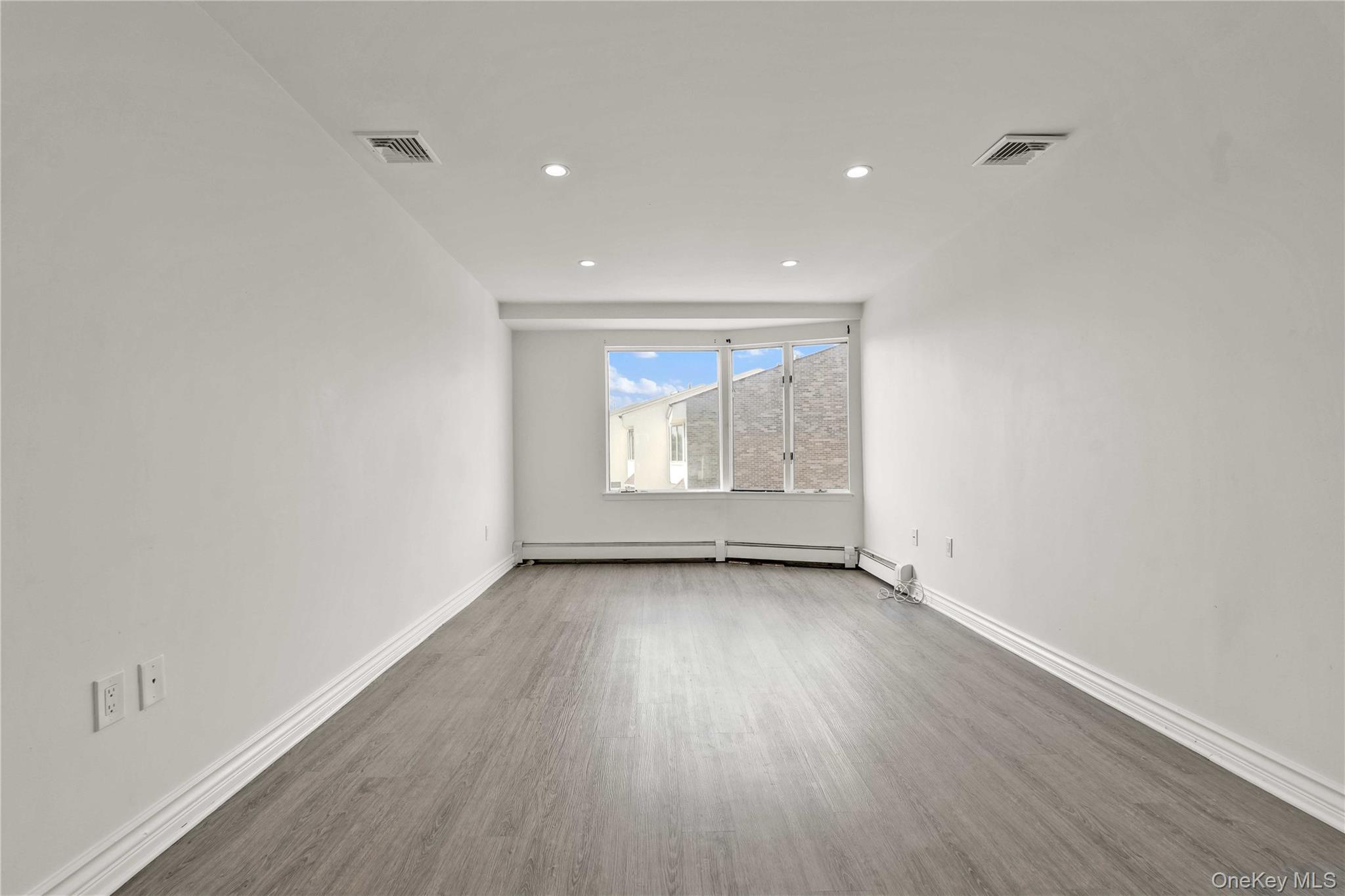 120-09 Riviera Court, Unit 10B Queens, NY 11356 - Photo 23 of 37