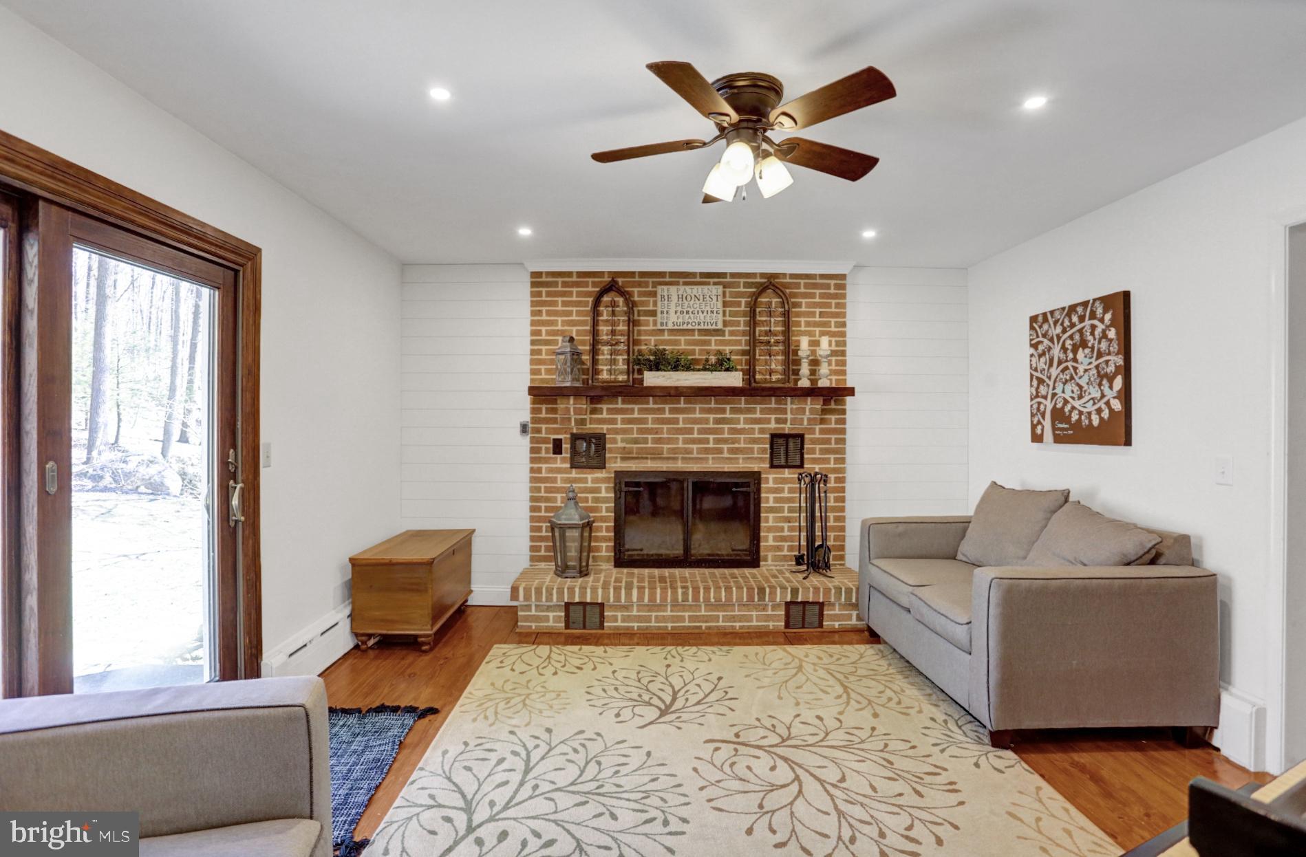 165 5 Point Road Robesonia, PA 19551 - Photo 7 of 22 Gallery Image 7