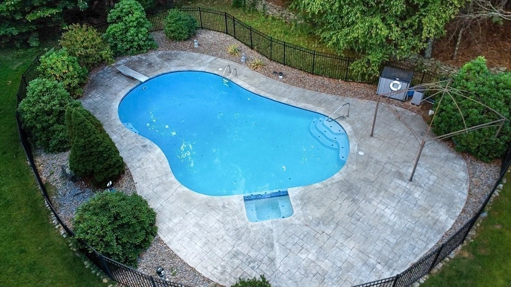 33 Woodstone Road Northborough, MA 01532 - Photo 38 of 42 a view of outdoor space and yard