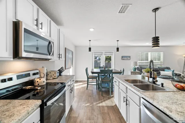 $375,000 | 1755 Mary Jo Way, Pensacola, FL 32534