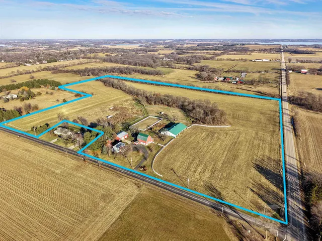 $1,275,000 | 4595 Mahoney Road, McFarland, WI 53558