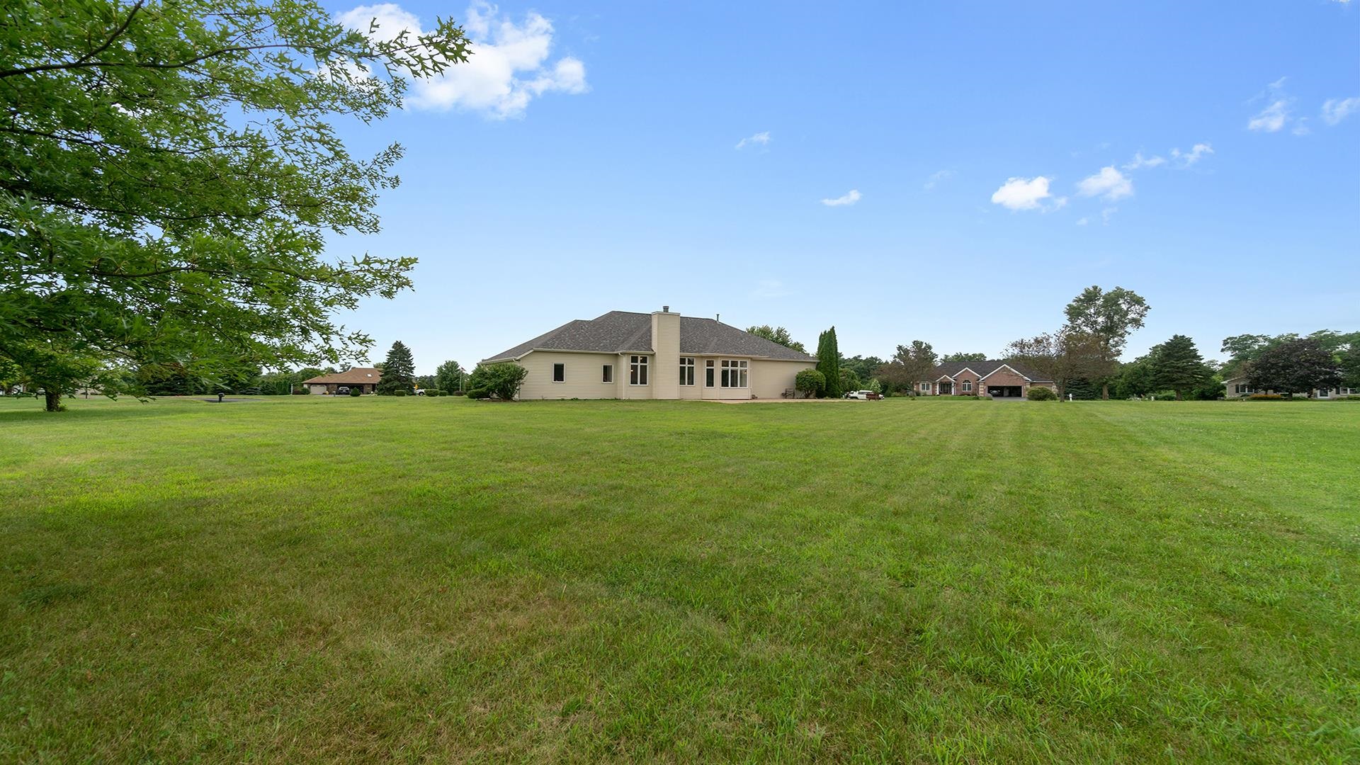 7092 Hawthorne Ridge Roscoe, IL 61073 - Photo 36 of 42 Gallery Image 36