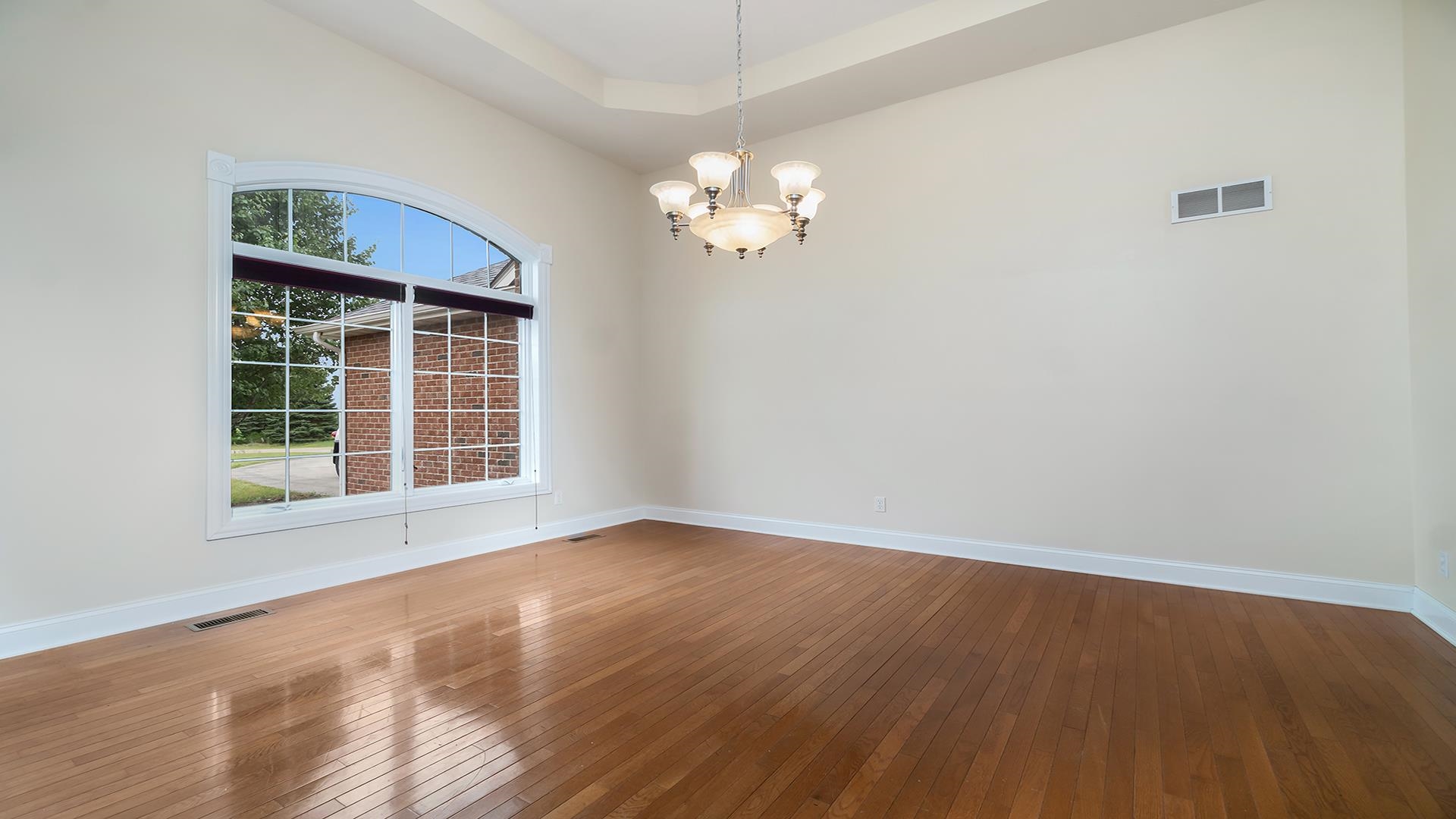 7092 Hawthorne Ridge Roscoe, IL 61073 - Photo 8 of 42 Gallery Image 8