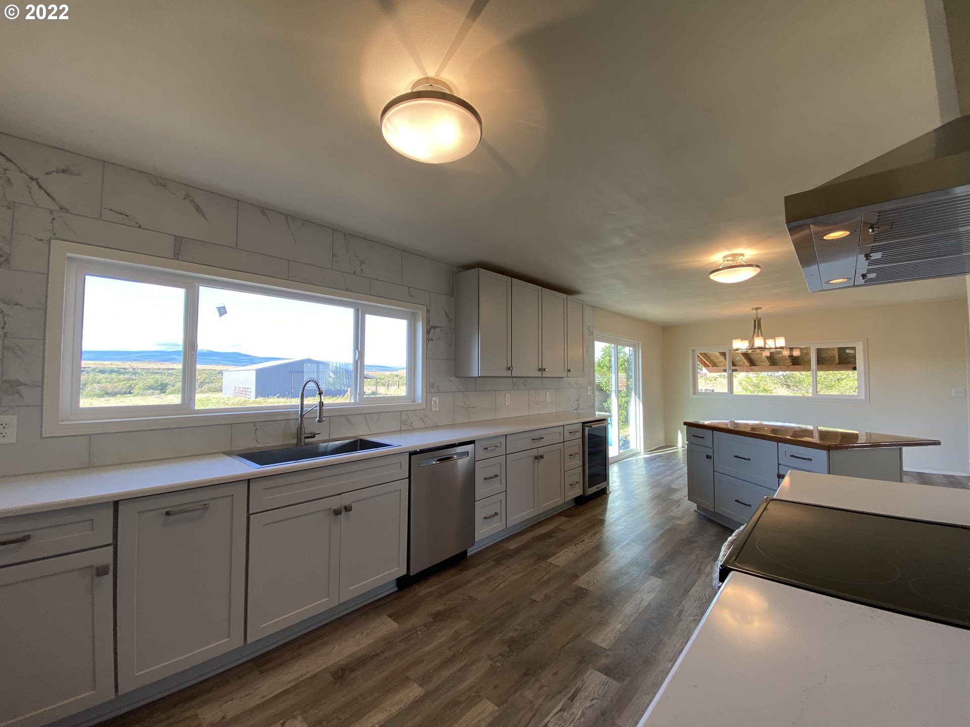 194 Horseshoe Bend Road Goldendale, WA 98620 - Photo 25 of 31 Kitchen
