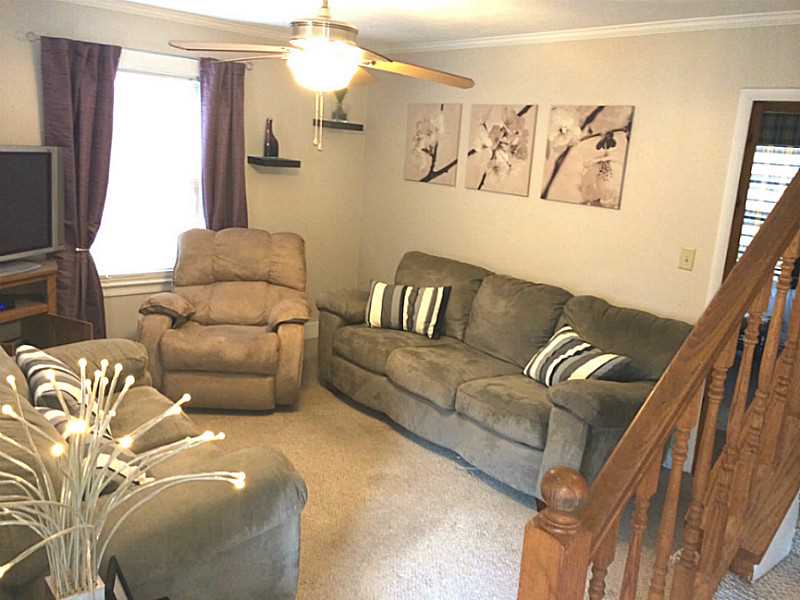 2342 Diamond Hill Road Woonsocket, RI 02895 - Photo 4 of 12 Living Room.