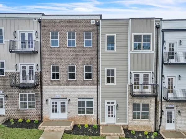 $409,000 | 187 Charleston Avenue, Pleasant View, TN 37146