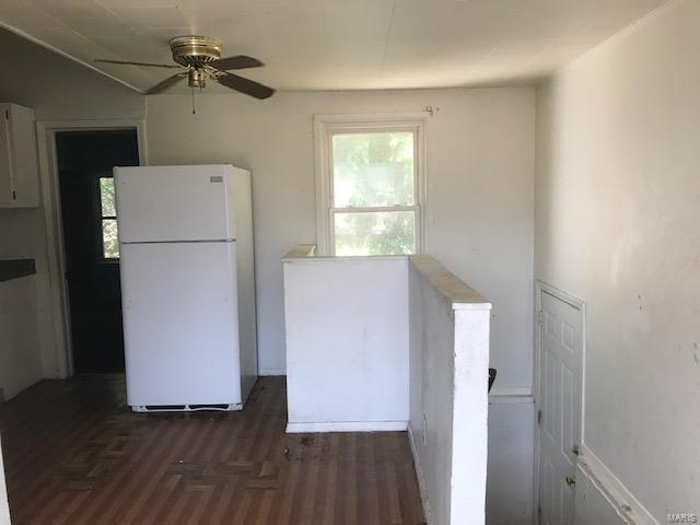 2022 Edwardsville Road Madison, IL 62060 - Photo 6 of 12
