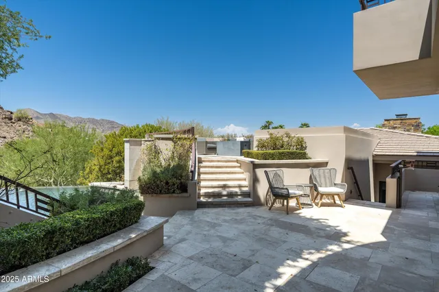 a view of a entryway door of the house