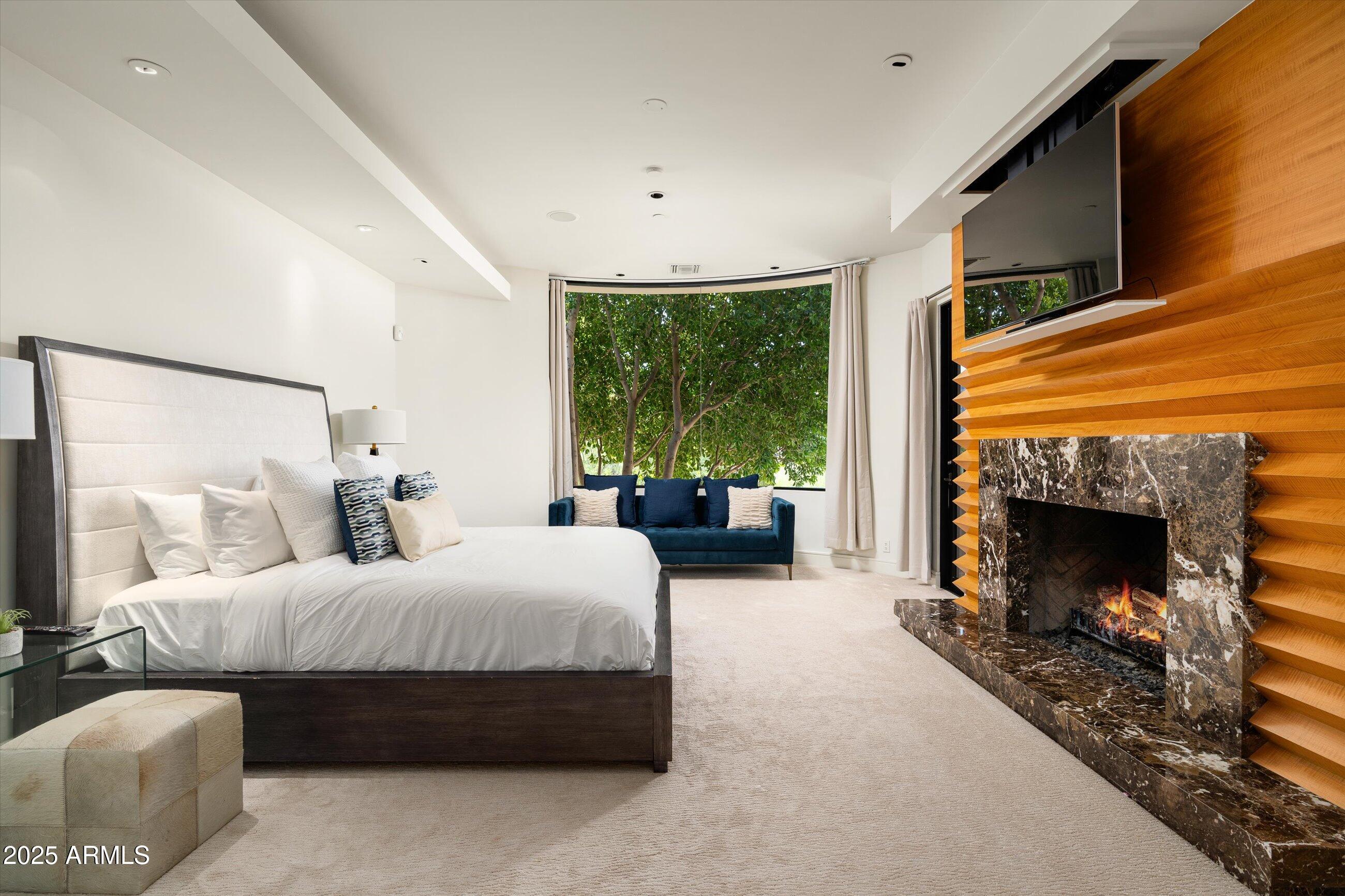 7451 North Las Brisas Lane Paradise Valley, AZ 85253 - Photo 25 of 78 Primary Bedroom