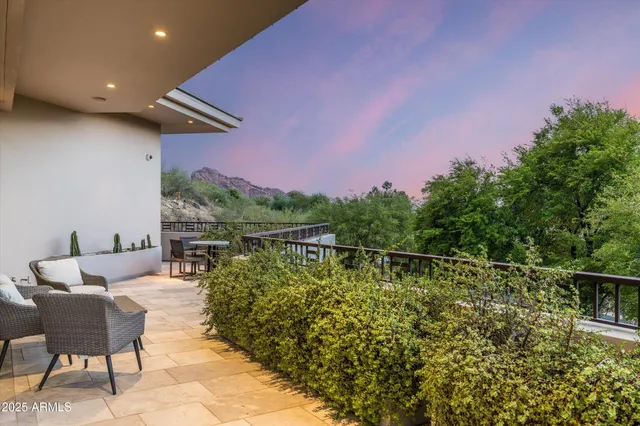 $5,750,000 | 7451 North Las Brisas Lane, Paradise Valley, AZ 85253