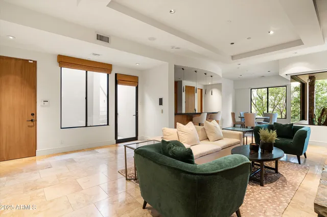 $5,750,000 | 7451 North Las Brisas Lane, Paradise Valley, AZ 85253