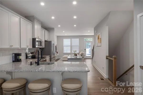 $3,000 | 4820 Chastain Avenue, Charlotte, NC 28217