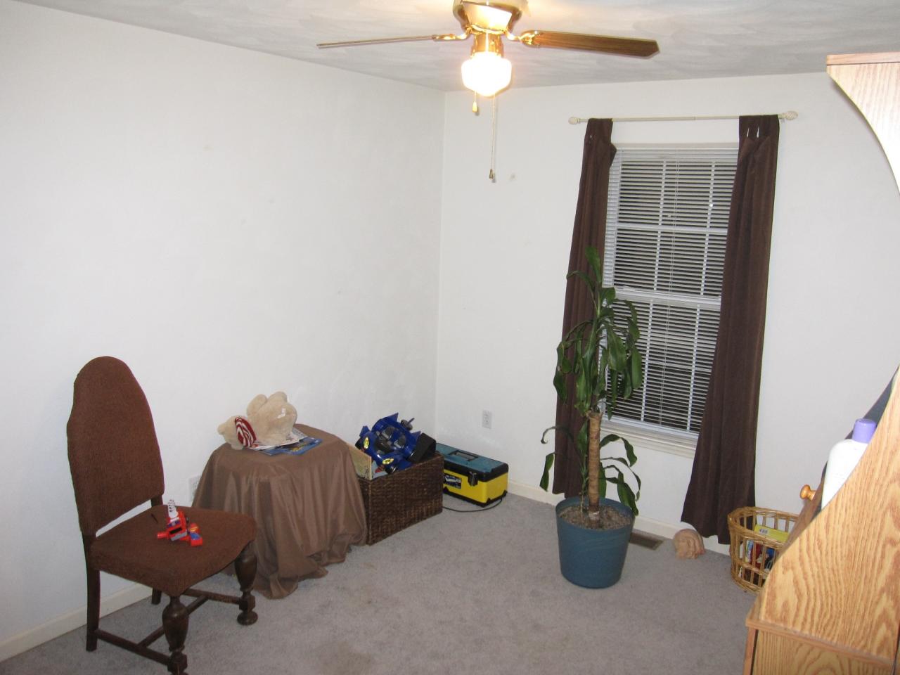 2169 Deep Woods Road Hardy, VA 24101 - Photo 12 of 37 a room with furniture and a window