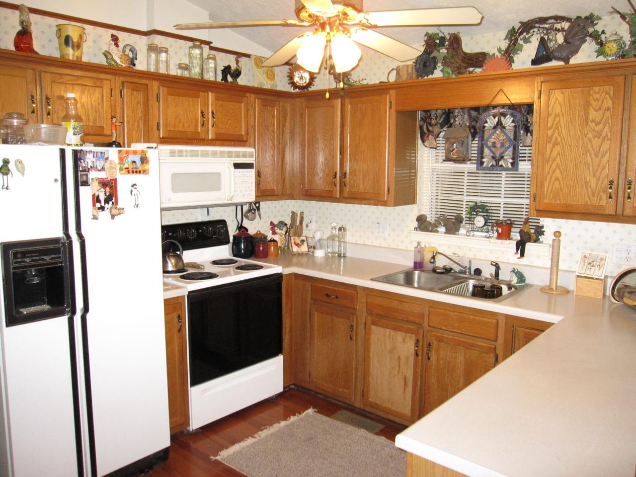 2169 Deep Woods Road Hardy, VA 24101 - Photo 31 of 37 a kitchen with stainless steel appliances a stove a sink and a refrigerator