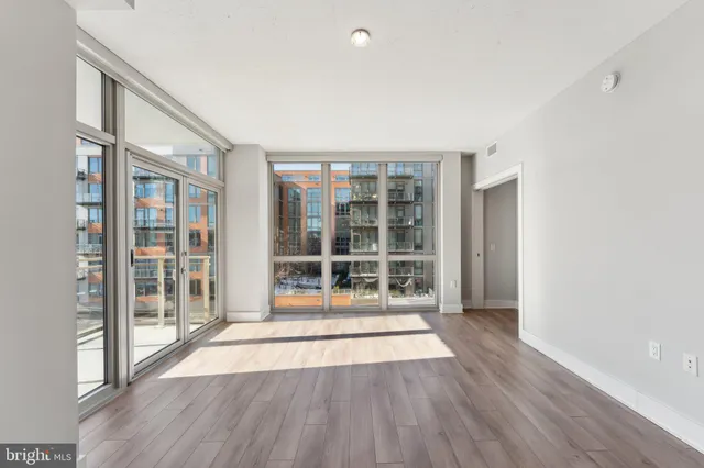 $899,000 | 88 V Street Southwest, Unit 509, Washington, DC 20024