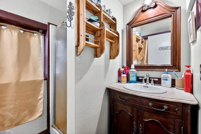 $725,000 | 671 Baker Lake Road, Newport, WA 99156