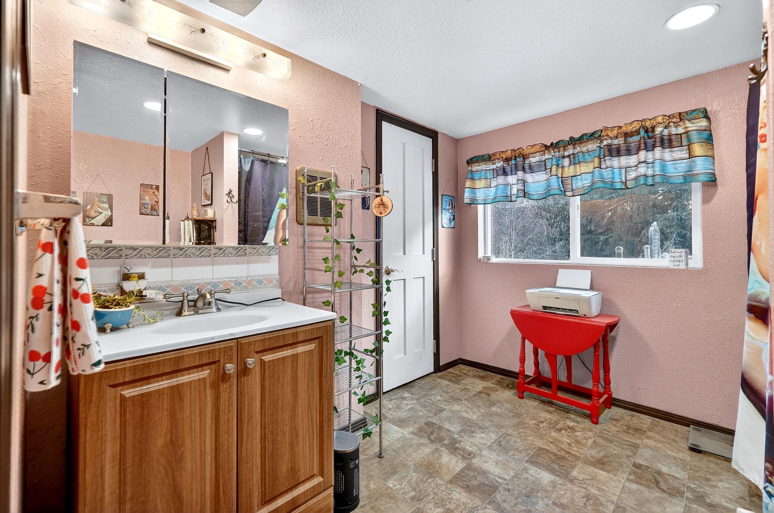 671 Baker Lake Road Newport, WA 99156 - Photo 36 of 48