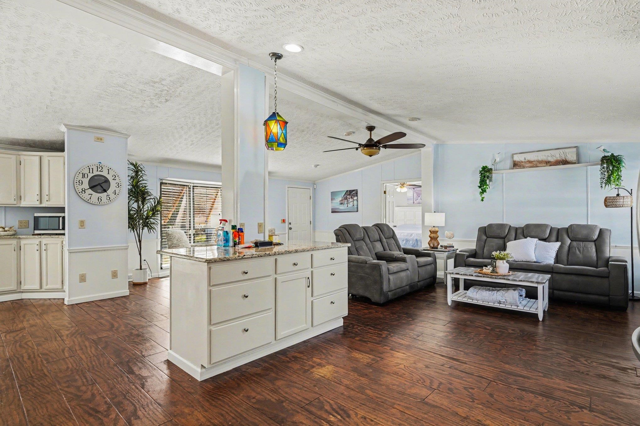 784 Lewis Lane Murrells Inlet, SC 29576 - Photo 4 of 37