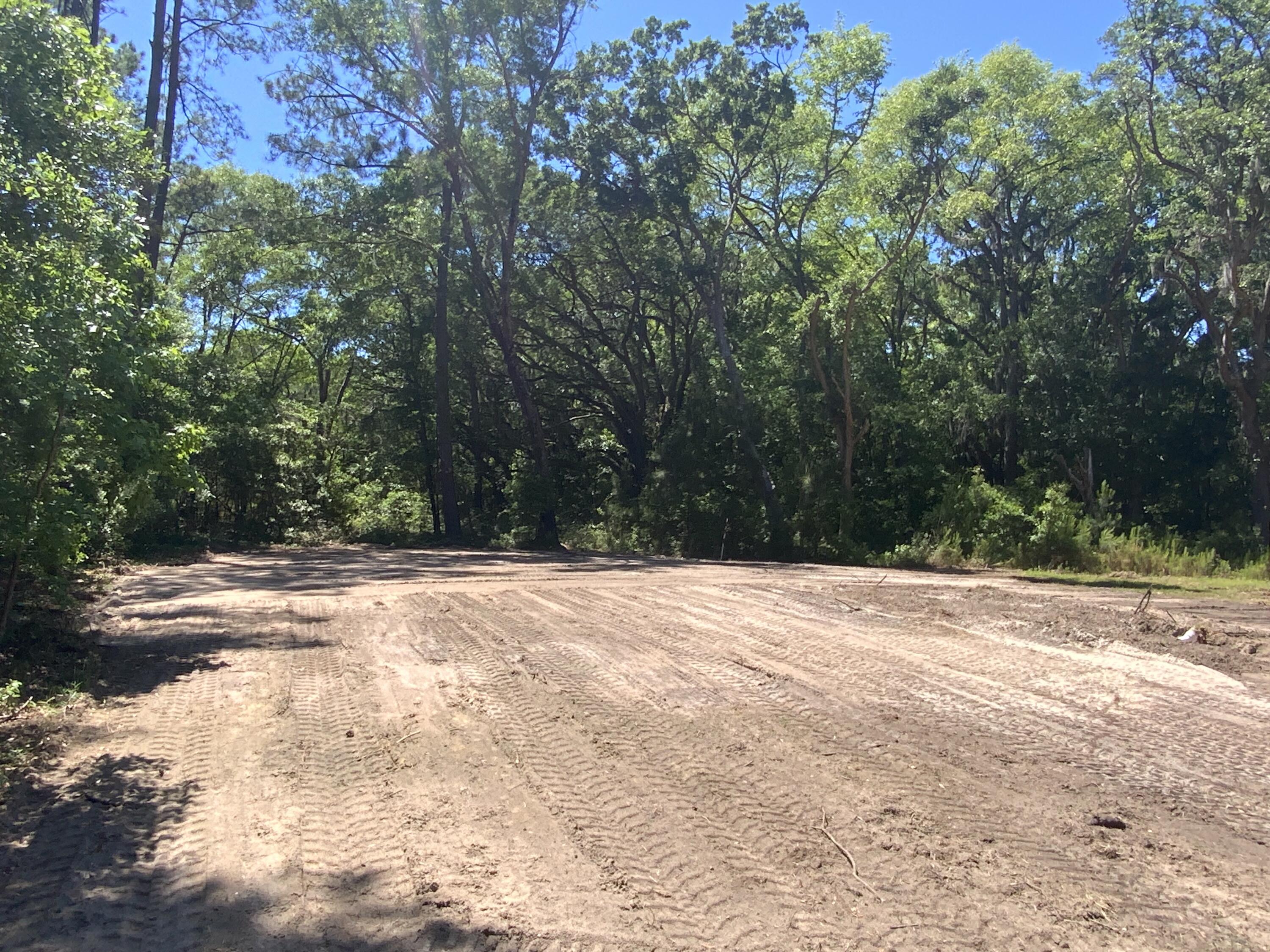 689 Seaside Road St. Helena Island, SC 29920 - Photo 6 of 11 IMG_2729