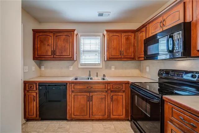 $1,695 | 137 Cypress Court, Canton, GA 30115