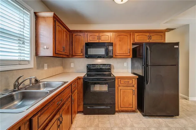 $1,695 | 137 Cypress Court, Canton, GA 30115