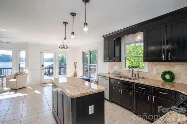 $1,600,000 | 226 Bay Shore Drive, Belmont, NC 28012