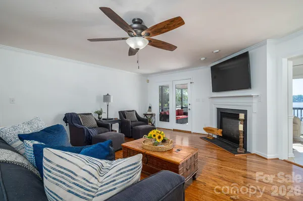 $1,600,000 | 226 Bay Shore Drive, Belmont, NC 28012