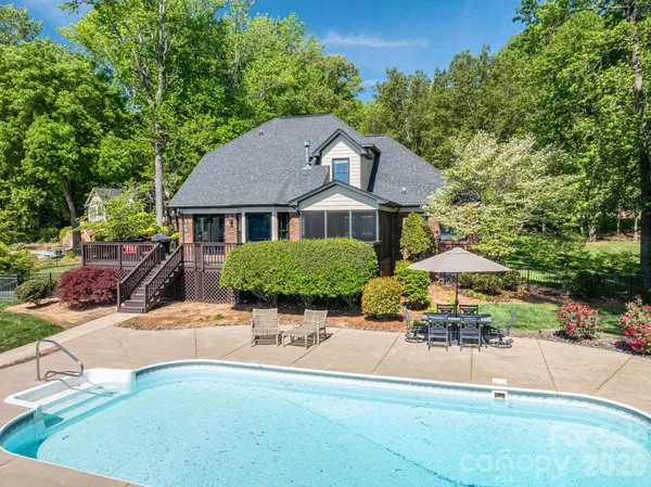 $1,600,000 | 226 Bay Shore Drive, Belmont, NC 28012