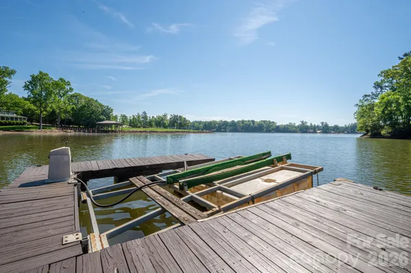 $1,600,000 | 226 Bay Shore Drive, Belmont, NC 28012
