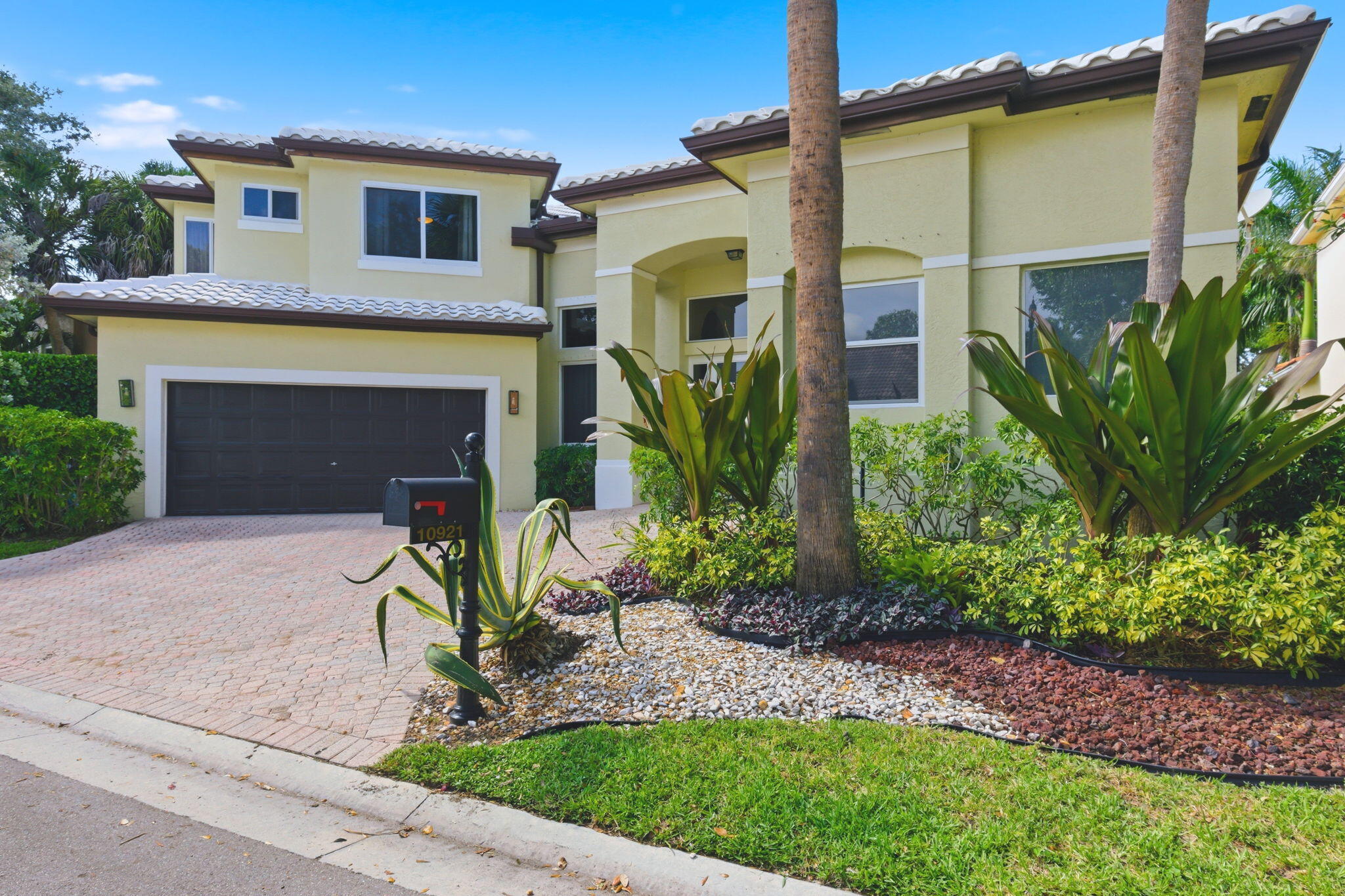 10921 Ravel Court Boca Raton, FL 33498 - Photo 3 of 86 Front exterior