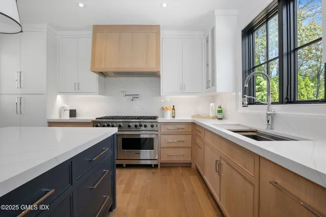 $3,600,000 | 148 East Elm Street, Unit 2, Greenwich, CT 06830