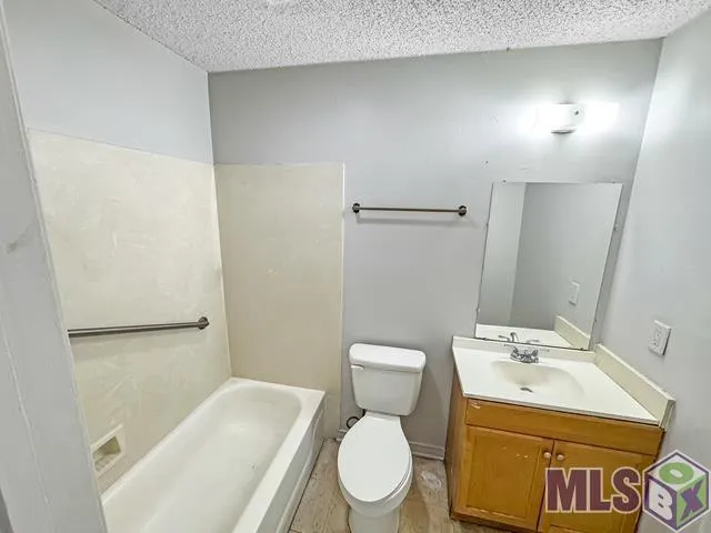 $174,900 | 3251 King Bradford Drive, Baton Rouge, LA 70816