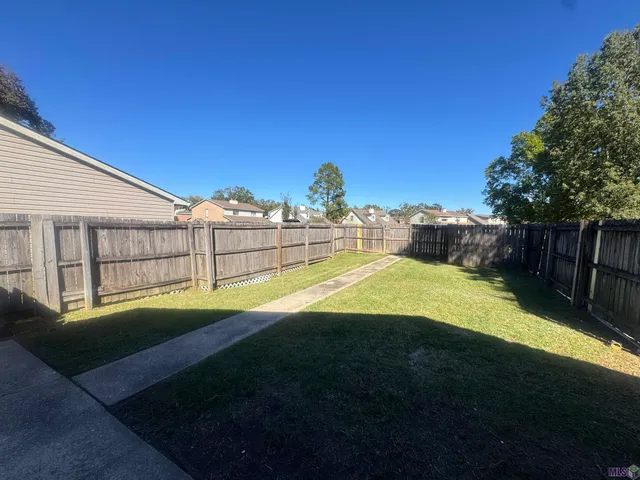 $174,900 | 3251 King Bradford Drive, Baton Rouge, LA 70816