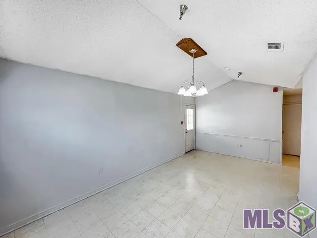 $174,900 | 3251 King Bradford Drive, Baton Rouge, LA 70816