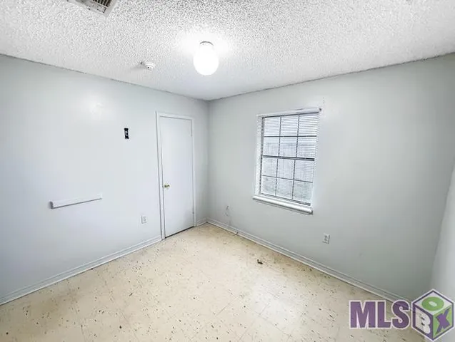 $174,900 | 3251 King Bradford Drive, Baton Rouge, LA 70816