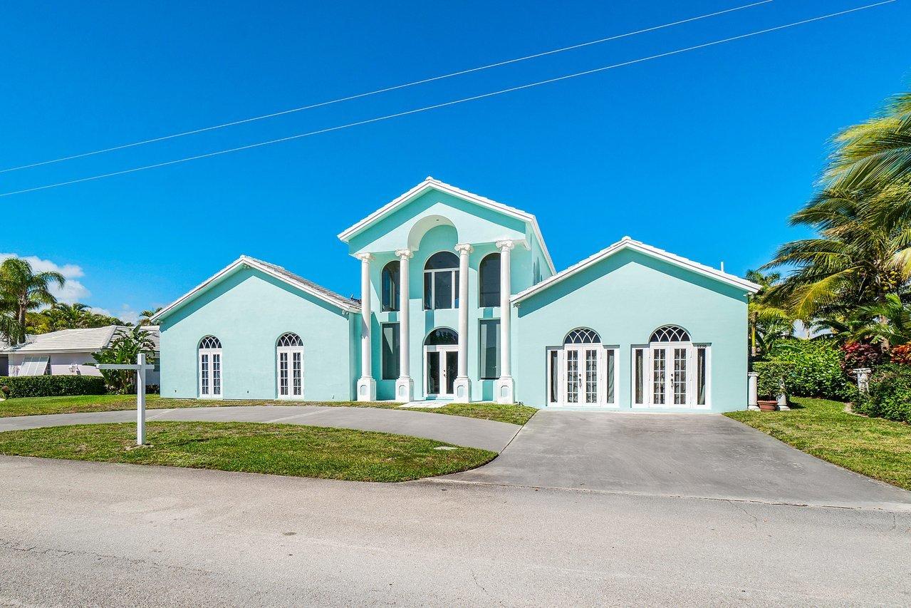 1230 Dolphin Road Singer Island, FL 33404 - Photo 4 of 40 FRONT