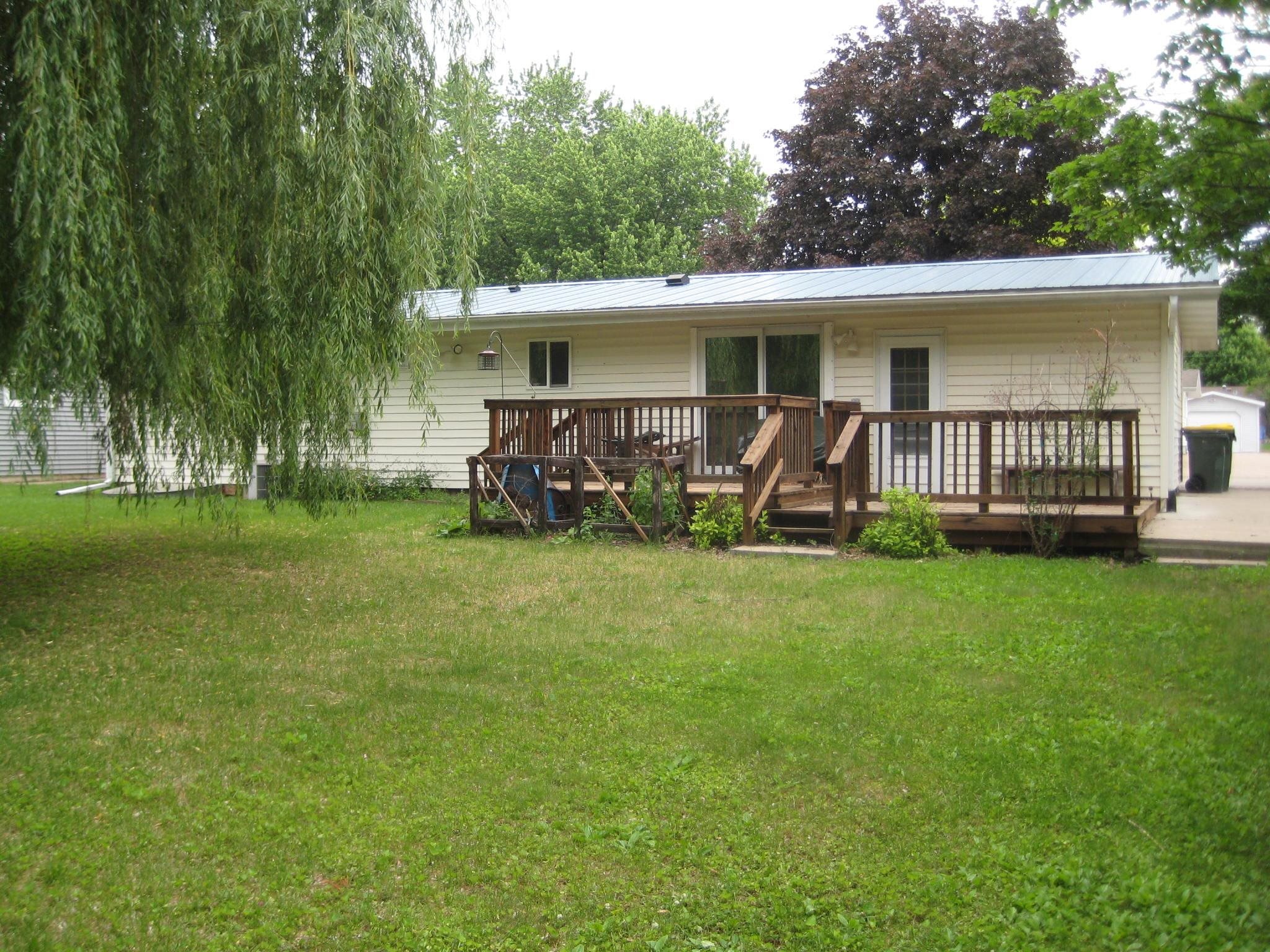 1111 South 5th Street Prairie du Chien, WI 53821 - Photo 10 of 26