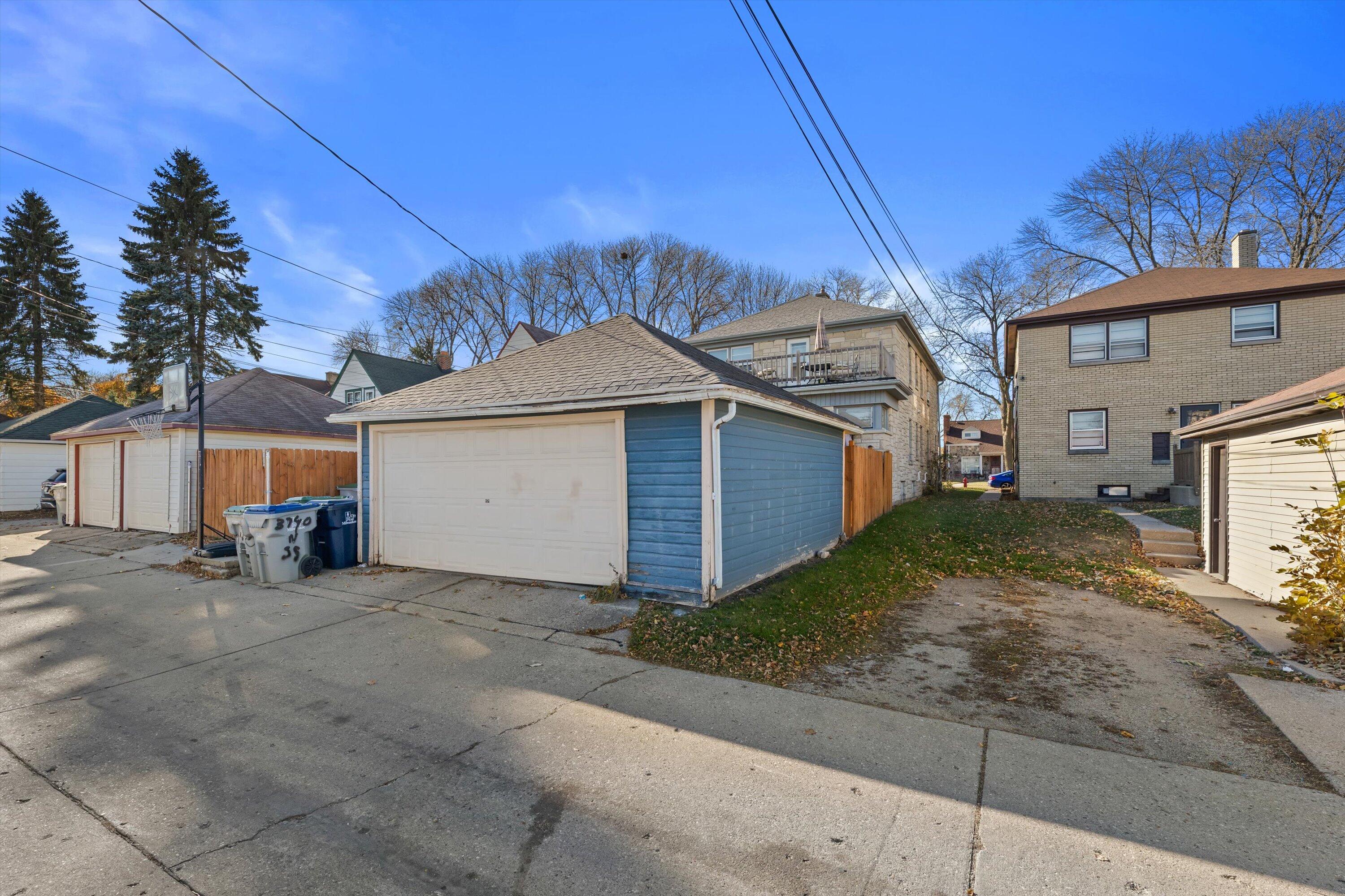 3740 North 55th Street, Unit 3740A Milwaukee, WI 53216 - Photo 19 of 20 32-IMG_4865