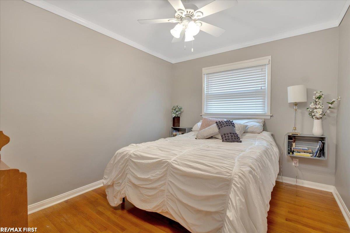 1794 Bournemouth Road Grosse Pointe Woods, MI 48236 - Photo 18 of 32