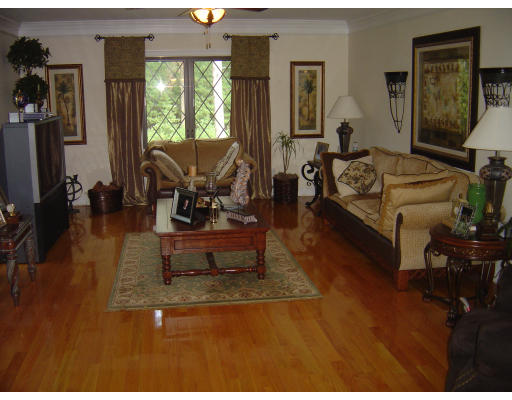 10 White Pines Road Bridgewater, MA 02324 - Photo 3 of 12 Gallery Image 3