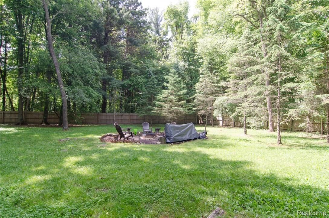 40005 Koppernick Road Canton, MI 48187 - Photo 41 of 45 GRU_5308.jpg