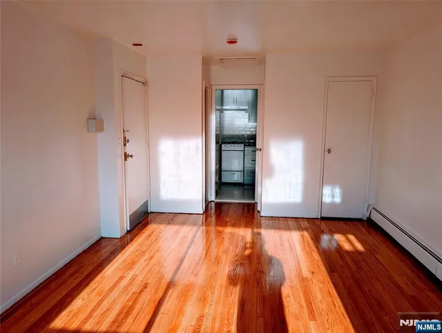 $1,545 | 1599 Bergen Boulevard, Unit 7, Leonia, NJ 07605